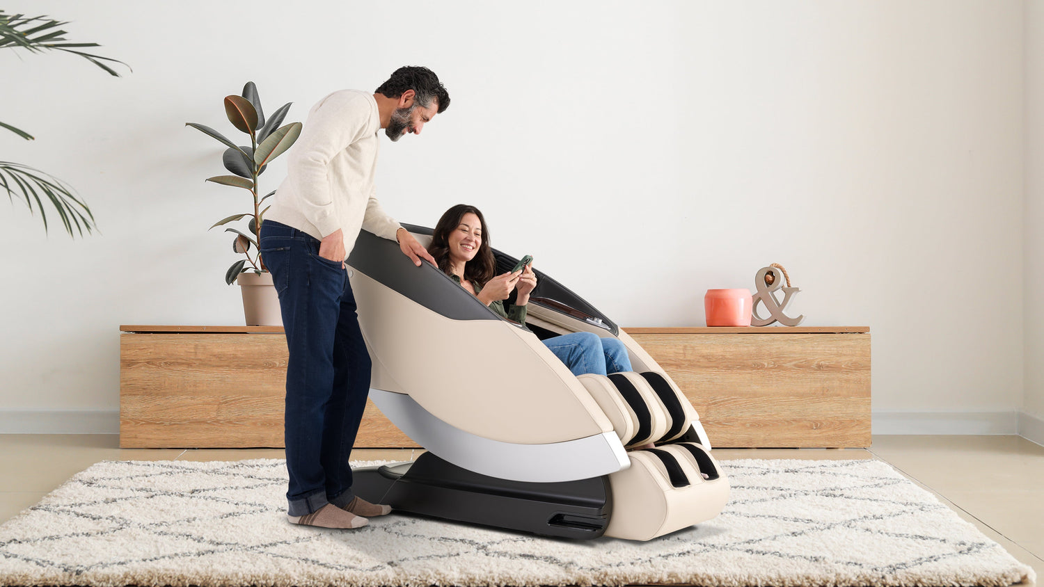 Best Customizable Massage Chairs for Couples