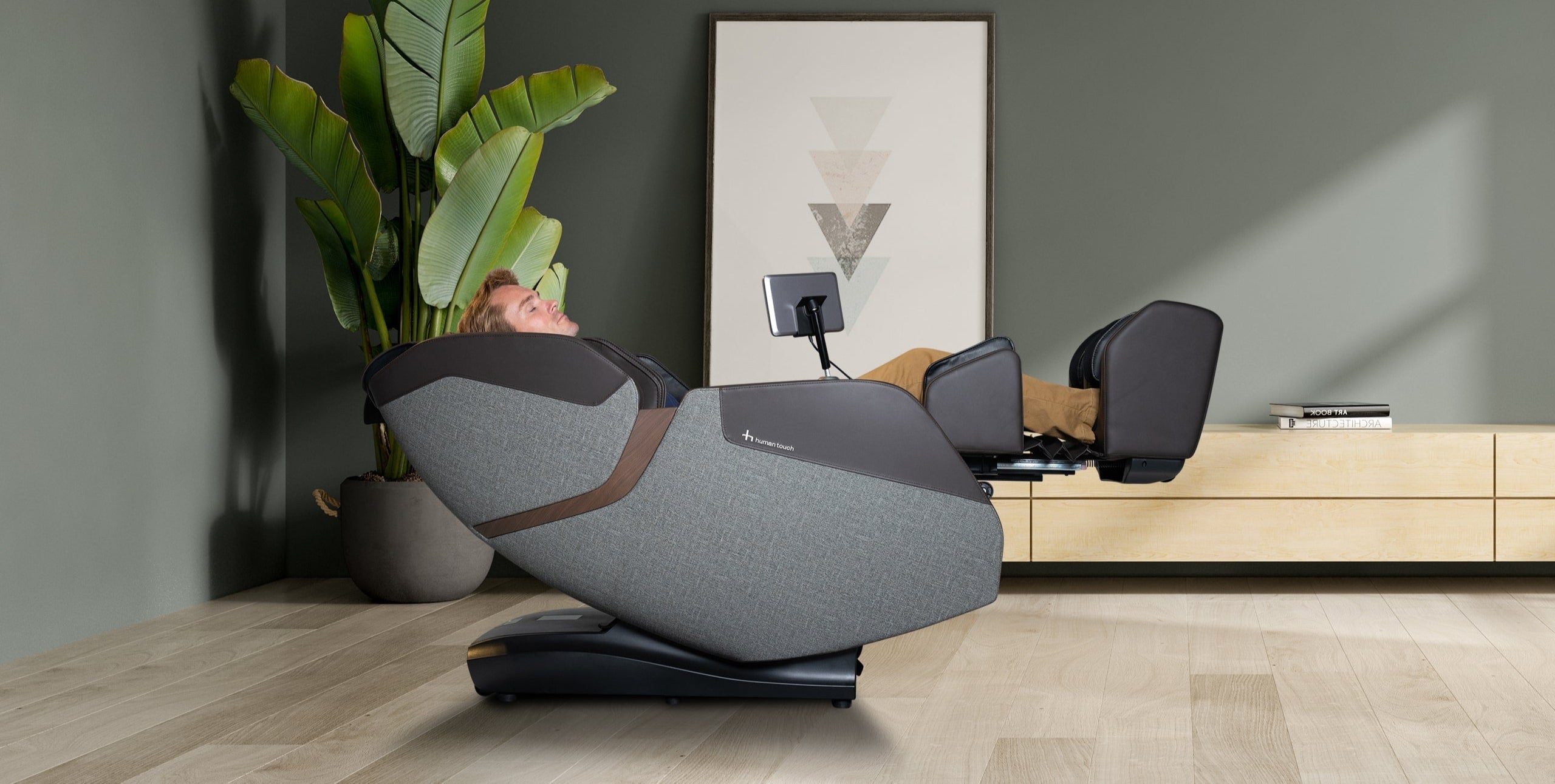 What Do Chiropractors Think About Massage Chairs?