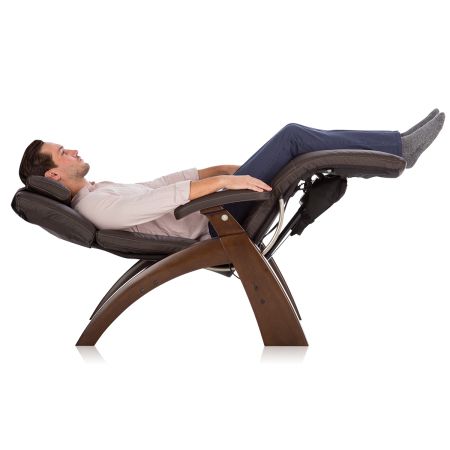 Perfect Chair PC-350 - male model in chair in zero gravity position