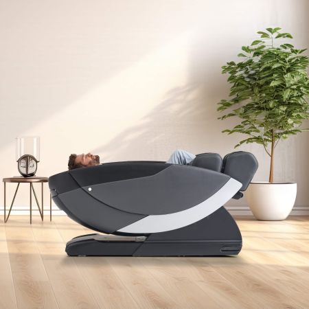 Super Novo 2.0 massage chair in zero gravity position	