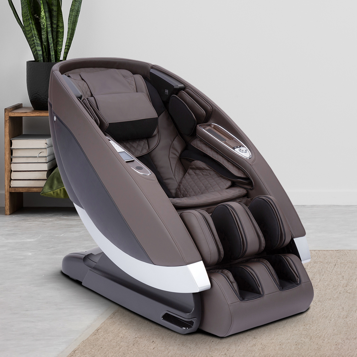 Super Novo Massage Chair in Espresso upholstery